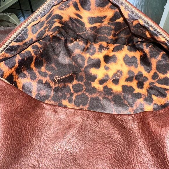 B Makowsky sable brown butter soft leather sable bag - Picture 11 of 11